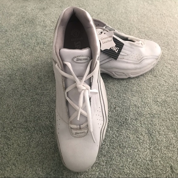 Spalding • Questar shoe - Picture 4 of 4